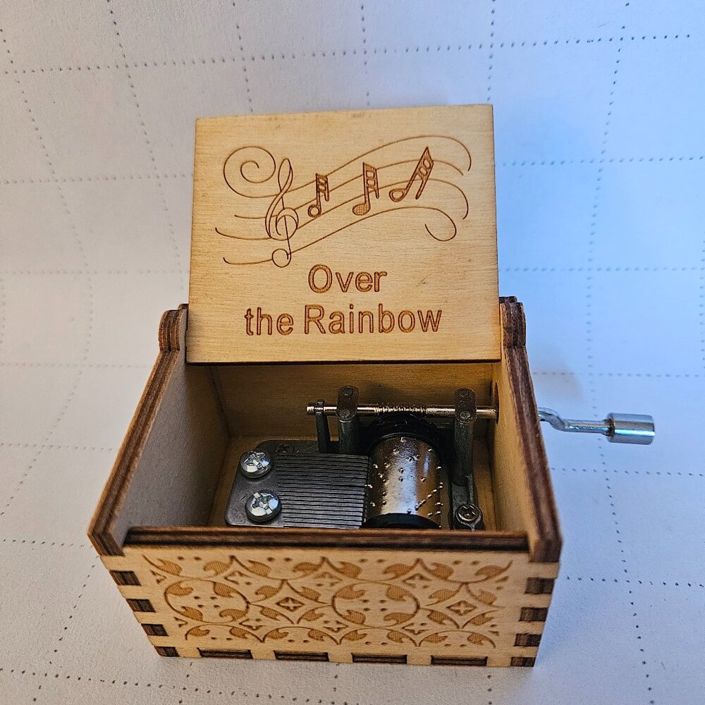 “Over the Rainbow” Small, Hand-Cranked Music Box with an Open Design